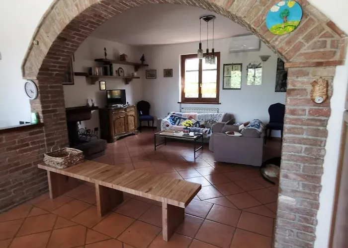 Nel Boschetto نارني